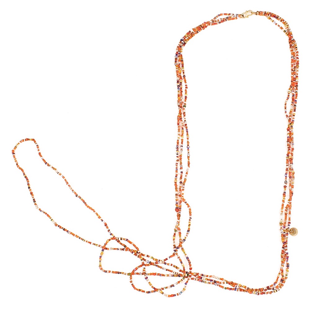 Necklace seed beads mini glaskraaltjes Orissa Odisha spiral of life levensspiraal mix