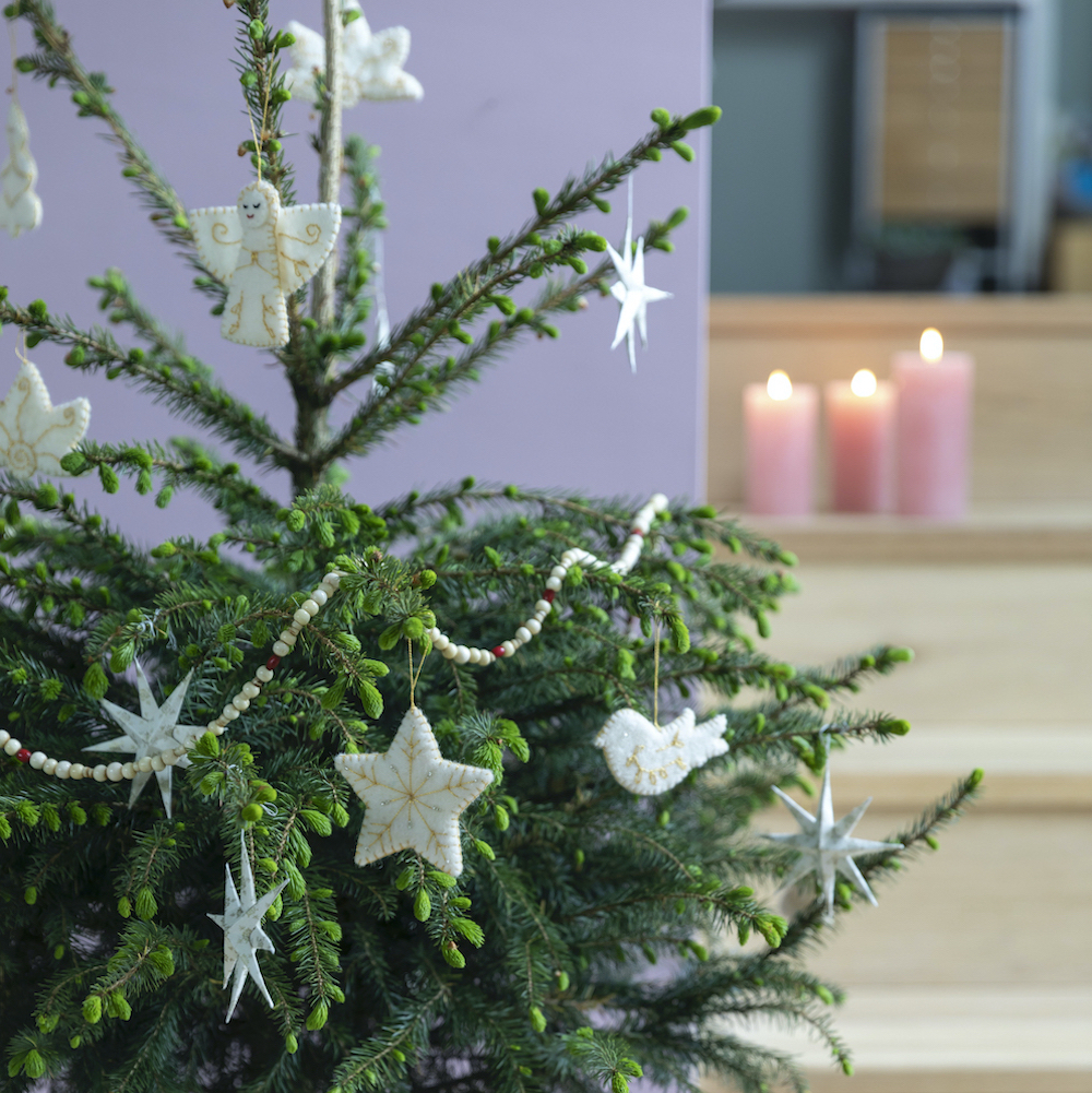 set van 5 kerstdecoratie christmas decoration angel bird tree star lotus wool velt white