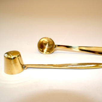 candle snuffer kaarsendover messing brass