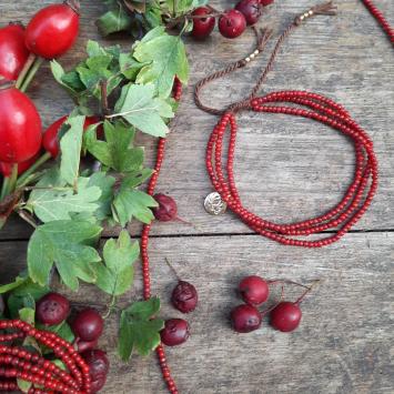 Bracelet | White Hearts | Lotus