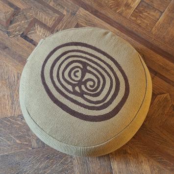 yoga pillow kussen khaki labyrinth