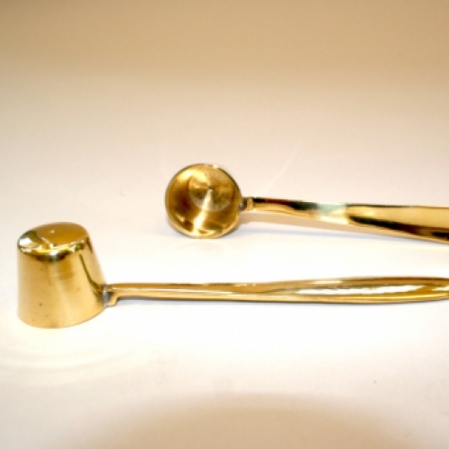 candle snuffer kaarsendover messing brass