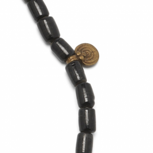 zwarte glaskralen black glass beads levensspiraal spiral